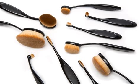 best oval makeup brush reviews